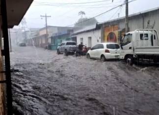 tropical alcanza los 62 kilómetros por hora, mientas que la tormenta tropical va de 63 a 117 kilómetros por hora.