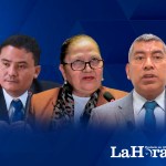 En la foto juez Orellana, Consuelo Porras y Rafael Curruchiche.