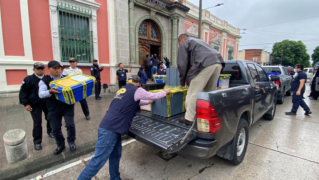 El pasado 29 de septiembre, el MP por medio de la Fiscalía Especial contra la Impunidad (FECI), realizó un allanamiento a las instalaciones centrales del TSE.