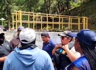 El pasado lunes 9 y martes 10 de octubre, vecinos de Chimaltenango tomaron las instalaciones de Emagua. Foto La Hora/Empagua