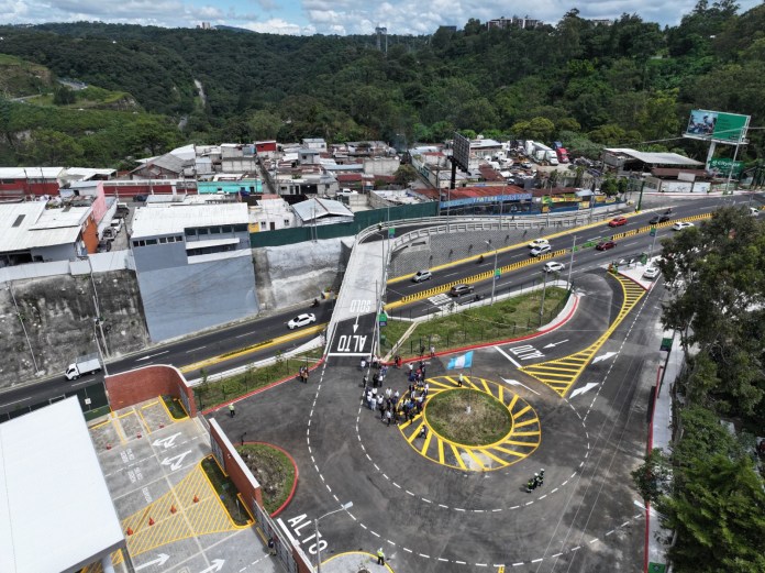 El paso a desnivel “Dr. Ernesto Cofiño”, la obra pública conectará el ingreso vehicular de la ciudad de Guatemala hacia la zona residencial de Mixco Ciudad San Cristóbal.