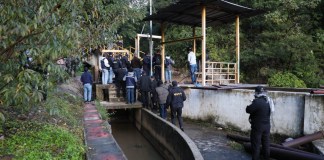 Autoridades ingresaron a las instalaciones de la presa que se mantuvo tomada por varias personas en los últimos días.