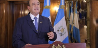 Alejando Giammattei llamó a una tregua al presidente electo, Bernardo Arévalo.