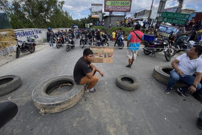 De acuerdo con la información el bloqueo en la cuchilla de El Milagro y Ciudad Quetzal se encuentra liberado. 