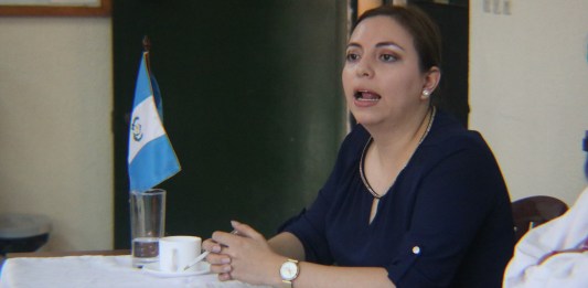 Villagrán presidenta de la comisión levanta la sesión.