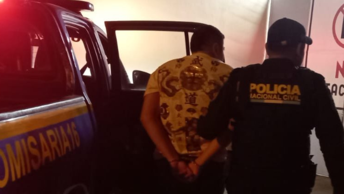 El Ministerio Público investiga agresión de Mujer que fue grabada en Mixco.