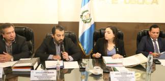 La comisión pesquisidora contra el vicepresidente, Guillermo Castillo, escuchará a personal del Ministerio Público.