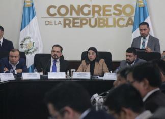 La presidenta del Congreso, Shirley Rivera informó que por medio de un amparo solicitaron al Ministerio de Gobernación salvaguardar la integridad de los diputados.