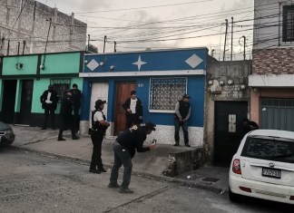 Las autoridades realizan diligencias de allanamiento por la "Operación Muralla".