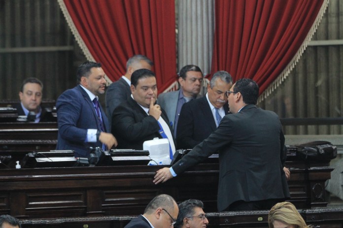 Diputados aprobaron el presupuesto 2024 la noche del 30 de noviembre.