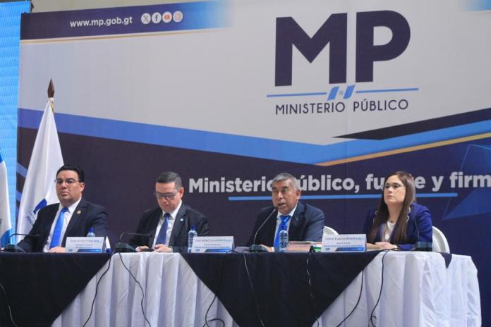 Funcionarios del Ministerio Público