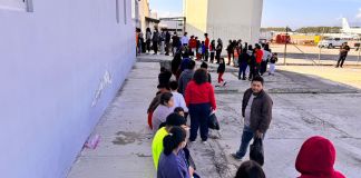 Hasta mediados de diciembre Migración registra la deportación de más de 52 mil guatemaltecos. Foto La Hora / IGM.