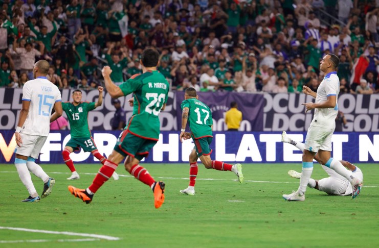 México anuncia partidos contra Uruguay y Brasil preparatorios para Copa América Orbelín Pineda # 17 de México anota un gol durante la segunda mitad de la Copa Oro de Concacaf contra el equipo de Honduras en el Estadio NRG el 25 de junio de 2023 en Houston, Texas.