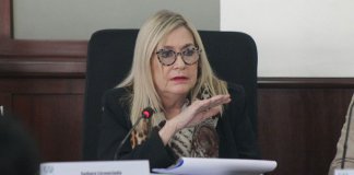 La abogada que denunció a los magistrados del Tribunal Supremo Electoral (TSE), Karen Marie Fischer Pivaral