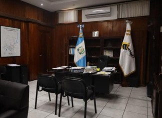 Fotografía del despacho superior de la DGC, distribuida por el Ministerio de Comunicaciones. Foto: CIV/ La Hora