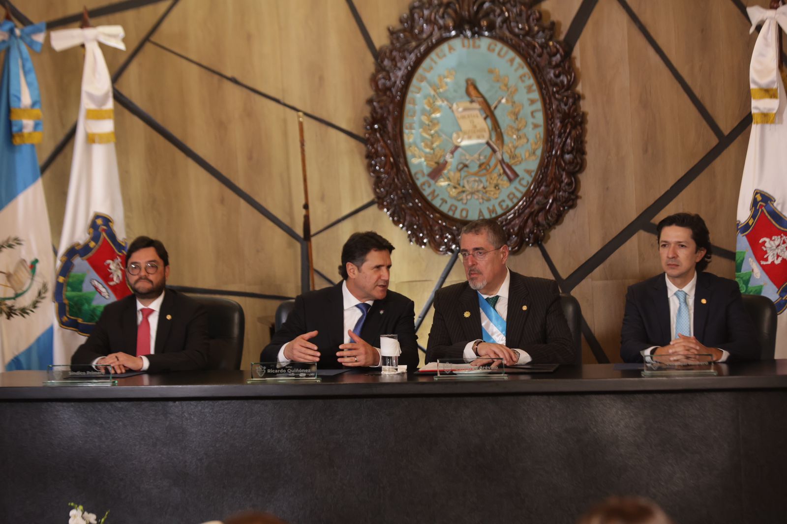 Ricardo Quiñónez en toma de posesión: debemos trabajar juntos Gobierno ...