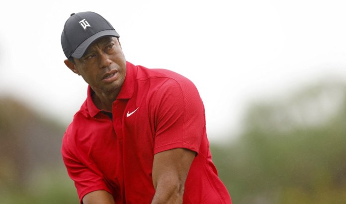 Tiger Woods de los Estados Unidos durante la ronda final del Campeonato PNC en el Ritz-Carlton Golf Club el 17 de diciembre de 2023 en Orlando, Florida.