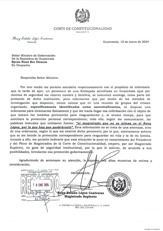 El documento en el que el magistrado suplente de la CC, Rony López se refirió a las amenazas en su contra. Foto: La Hora