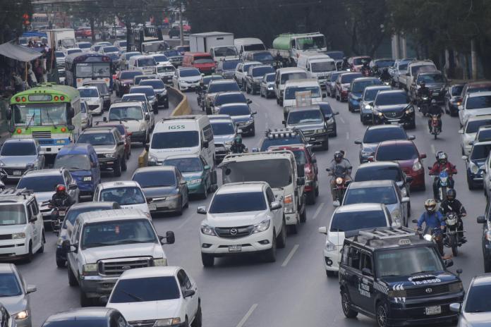 El tránsito en Guatemala se incrementará, incluso más que antes de pandemia. (Foto La Hora: José Orozco)