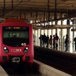 Las autoridades de la Ciudad de México reabrieron este martes un tramo elevado del metro que colapsó en 2021 y dejó 26 pasajeros muertos y más de 80 herido. “Abrimos la Línea 12 en su totalidad (...), se hace luego de un trabajo profesional y técnico que muestra los alcances de la ingeniería mexicana”, dijo el alcalde de la ciudad, Martí Batres, durante un evento en la estación Tláhuac.