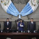 Sesión Solemne estaba programada para finalizar a la 13:00 p.m. de este 14 de enero, los diputados aún continúan en la acreditación de los congresistas electos para la X Legislatura. Foto: Congreso de la República