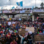 Guatemala tuvo un convulso 2023, principalmente por los intentos del Ministerio Público de anular las elecciones. En la imagen, una protesta a inicios de octubre, en Cuatro Caminos, Totonicapán.