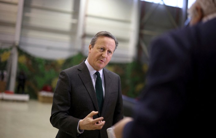 El secretario de Asuntos Exteriores de Gran Bretaña, David Cameron, habla durante una conferencia de prensa en Sofía, Bulgaria, febrero de 2024. Foto: Stoyan Nenov-AP/La Hora