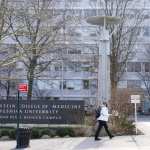El campus de la Facultad de Medicina Albert Einstein, el martes 27 de febrero de 2024 en el Bronx, Nueva York. La escuela pasará a ofrecer matrículas gratuitas gracias a una donación de mil millones de dólares de la exprofesora Ruth Gottesman, viuda de un inversionista de Wall Street. Foto:Mary Altaffer-AP/La Hora