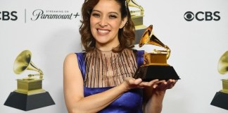 La guatemalteca Gaby Moreno obtuvo el premio Grammy al Mejor Disco Latino. Foto: Facebook Gaby Moreno/La Hora