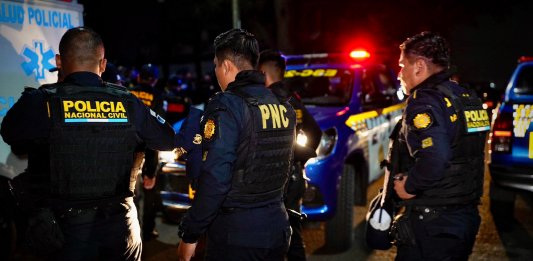 El Ministerio de Gobernación ha puesto en marcha otra requisa en una cárcel de Escuintla. (Foto: Ministerio de Gobernación/La Hora)