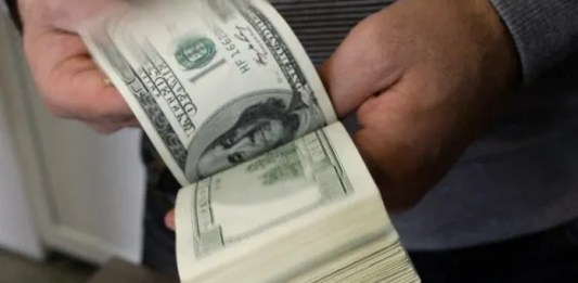Remesas de enero de 2024 alcanzaron más de US$1 mil 400 millones, según el Banguat. Foto: Archivo La Hora