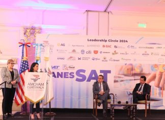 Amcham organizó un foro para conocer los planes de la SAT para 2024. (Foto: cortesía Amcham)