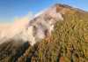 El incendio comenzó en el Volcán de Agua en la mañana del 21 de febrero