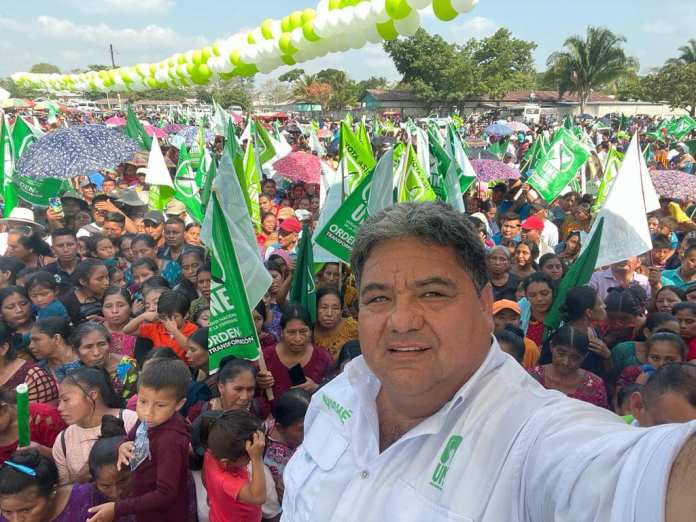El diputado Adolfo Quezada fue reelecto por el departamento de Quiché. Foto: Facebook/La Hora