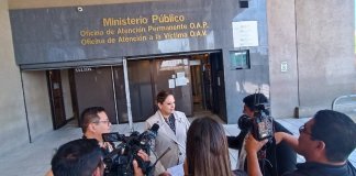 La diputada de oposición Sandra Jovel presentó una denuncia por amenazas y coacción en el Ministerio Público. Foto: X Sandra Jovel/La Hora