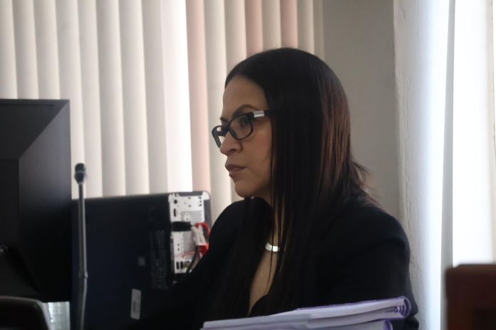 La fiscal a cargo del caso, Brenda Maribel Guzmán Anavisca, lidera otros procesos en contra de operadores de justicia. 