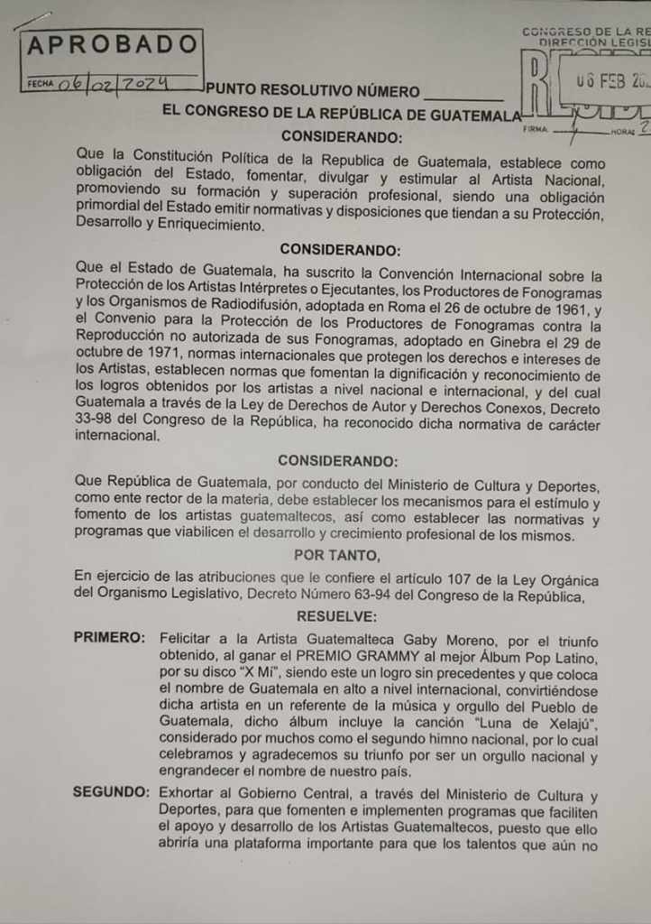 Mediante el punto resolutivo 4-2024, el Congreso felicitó a Gaby Moreno y exhortó al presidente Bernardo Arévalo a promover espacios para el arte. Foto: Joel Maldonado/La Hora