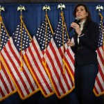La precandidata presidencial republicana Nikki Haley habla en un evento de campaña el domingo 3 de marzo de 2024, en Portland, Maine. (AP Foto/Reba Saldanha)