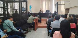Durante la audiencia, además de Pérez y Villavicencio, a quienes se les señala de dirigir los negocios en el MSPAS