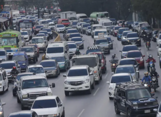 La Municipalidad busca ordenar el tránsito vehicular. (Foto: José Orozco/La Hora)