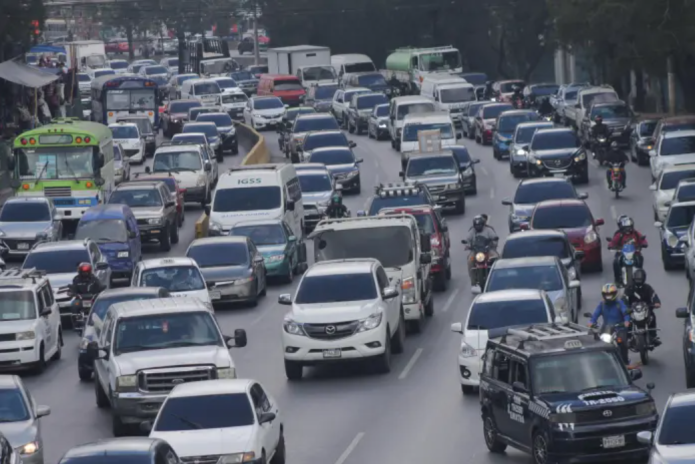La Municipalidad busca ordenar el tránsito vehicular. (Foto: José Orozco/La Hora)