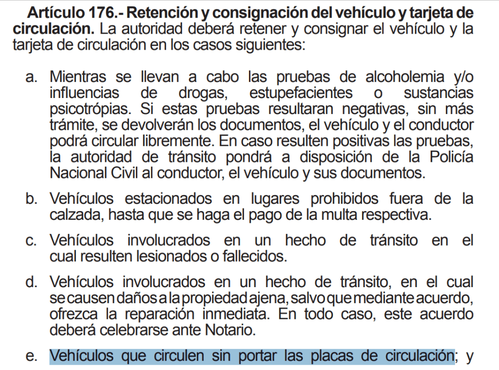 El no portar placas puede implicar en la retención y consignación del vehículo. Foto: captura de pantalla/La Hora