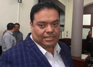 Vecinos le exigen una disculpa pública a Allan Rodríguez. (Foto: José Orozco/La Hora)