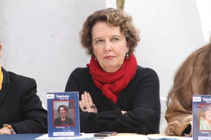 Carmen Rosa de LeÃ³n