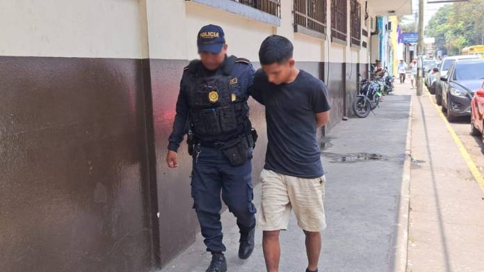 Elinton N, de 18 años, capturado por crimen contra excandidato a gobernador José Ricardo Fajardo Delgado. 