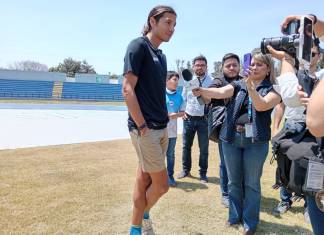 Luis Grijalva, atleta guatemalteco, durante la inauguración de la pista de atletismo del Centro Deportivo Erick Barrondo. Foto: Centro Deportivo Erick Barrondo