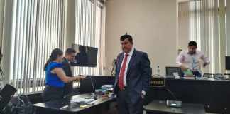 Exdiputado Estuardo Galdámez, acusado en el Caso Asalto al Ministerio de Salud. Foto: Cristóbal Veliz / La Hora