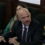 Guillermo Aguilar de Farma Value se refirió al tema de medicamentos en una reunión realizada en el Congreso. Foto: Captura de pantalla Congreso/La Hora