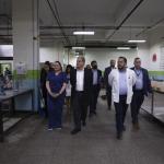 En enero, el ministro de Salud, Oscar Cordon, realizó una supervisión en hospitales. Foto: MSPAS/La Hora