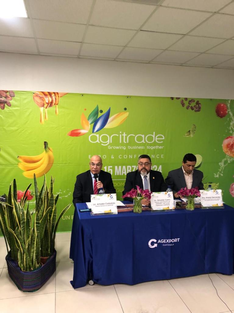 En conferencia de prensa se anuncia la realización de Agritrade, la feria de exportación de productos agrícolas de Guatemala. (Foto: Agexport)